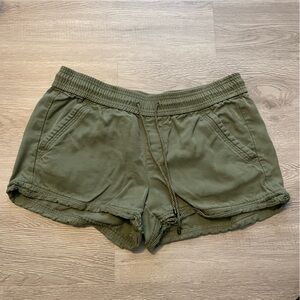Women’s Loft Green Drawstring Cargo Shorts